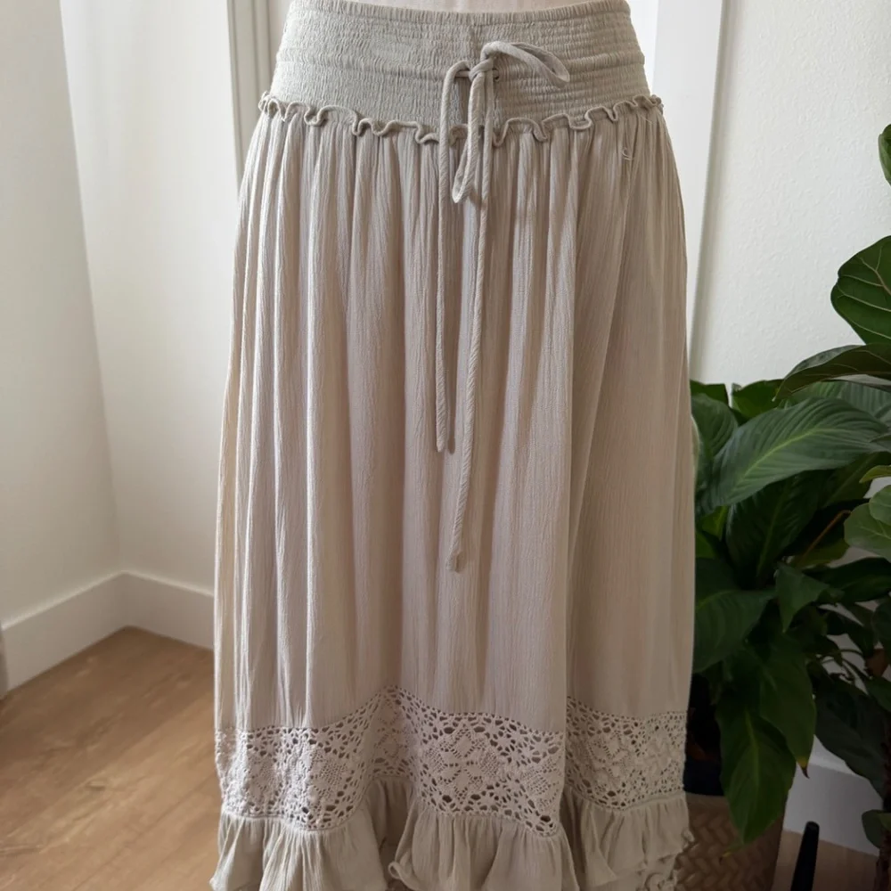 Three Bird Nest boho maxi skirt - Picture 2 of 2